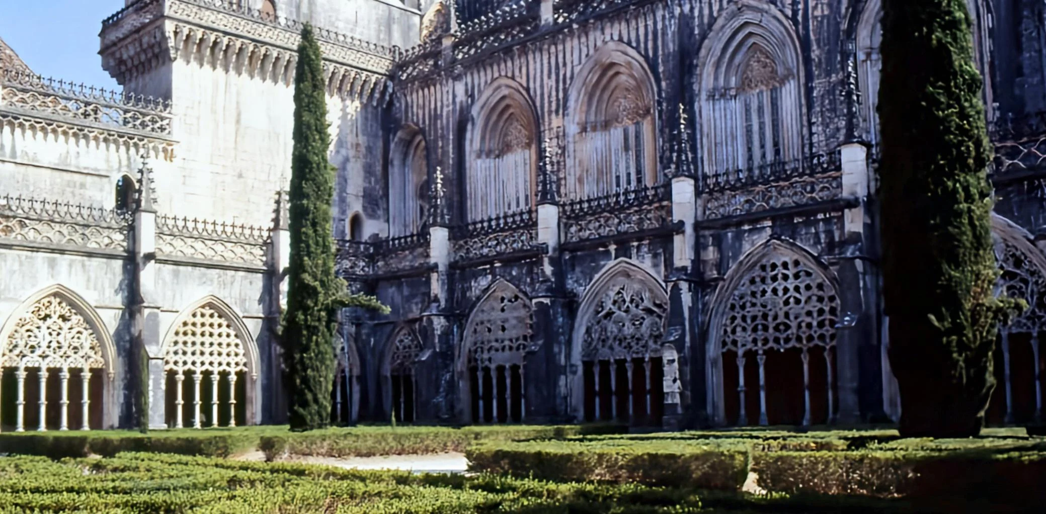 Monastero di Batalha: la volta impossibile e il chiostro di merletto nato da un voto di guerra